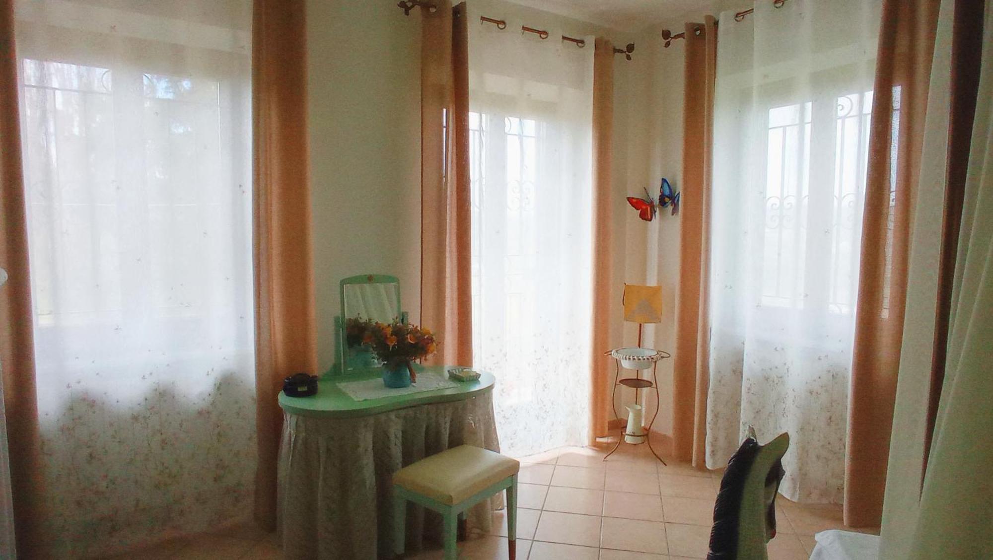 La Casa Dei Masue' Guest House Alba  Ngoại thất bức ảnh